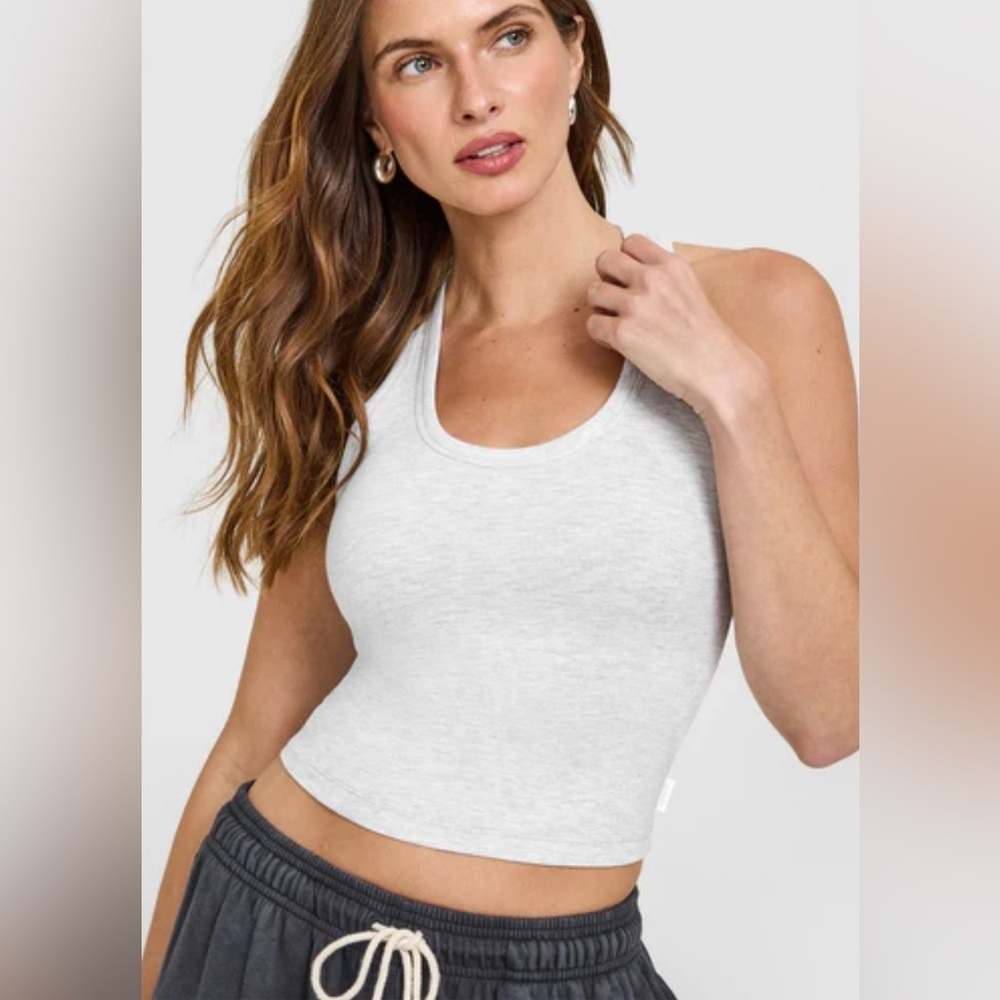 NWT [Oner Active] Fitted Racerback Cropped Light Grey Tank Top Women’s X-Large - Picture 3 of 15